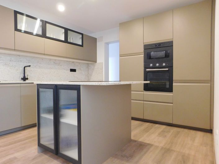 Image No.3-4 Bed Townhouse for sale