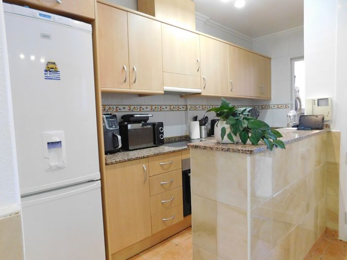 Image No.3-2 Bed Property for sale