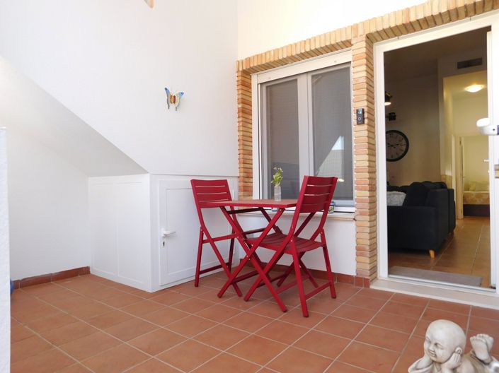 Image No.6-2 Bed Property for sale