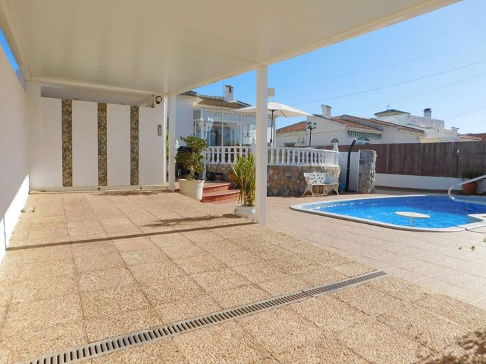 Image No.35-3 Bed Property for sale