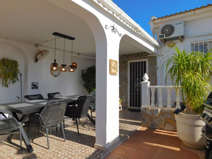 Image No.7-3 Bed Property for sale