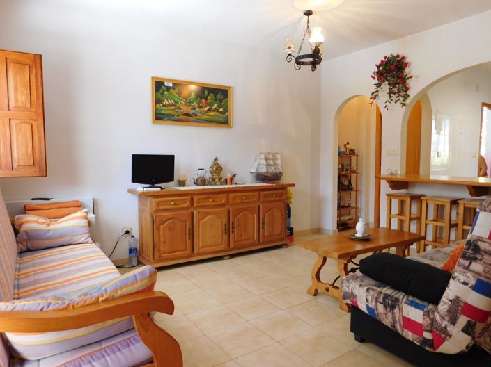 Image No.2-2 Bed Townhouse for sale