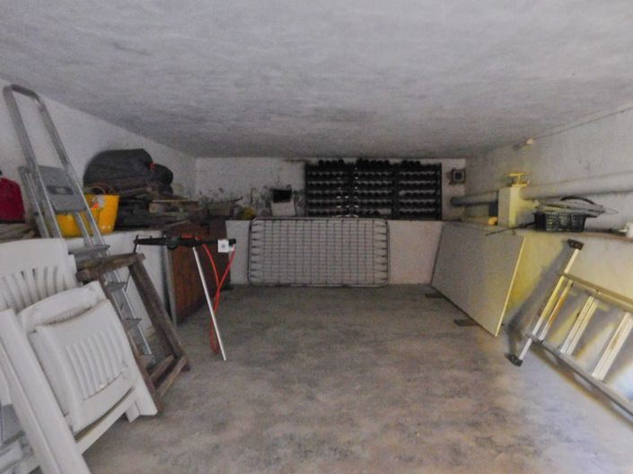 Image No.22-2 Bed Townhouse for sale