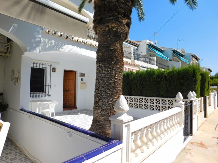 Image No.8-2 Bed Townhouse for sale