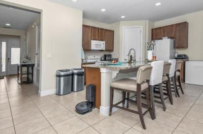 7--Kitchen