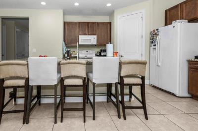 9--Kitchen