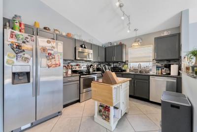 15--Kitchen