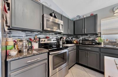 17--Kitchen