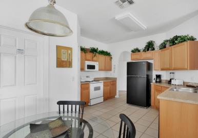 5--Kitchen