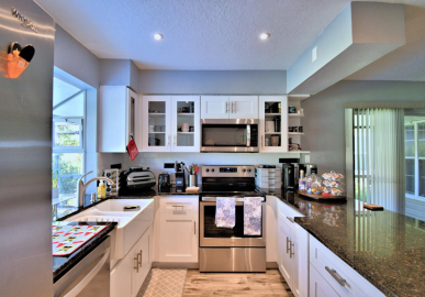 11--Kitchen