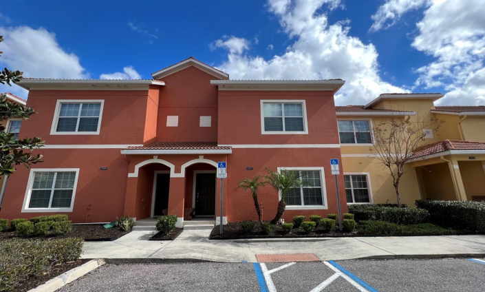 Image No.1-Maison de ville de 4 chambres à vendre à Kissimmee