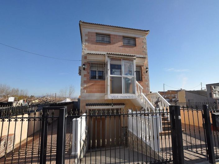 Image No.2-Villa de 4 chambres à vendre à Villena