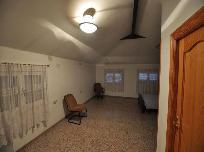 Image No.22-4 Bed Villa for sale