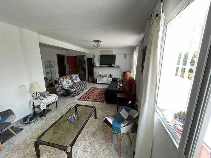 Image No.15-4 Bed Villa for sale