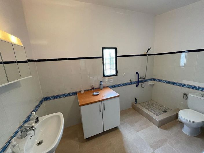 Image No.8-4 Bed Villa for sale