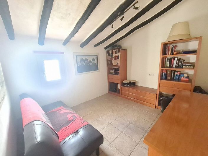 Image No.11-3 Bed Townhouse for sale