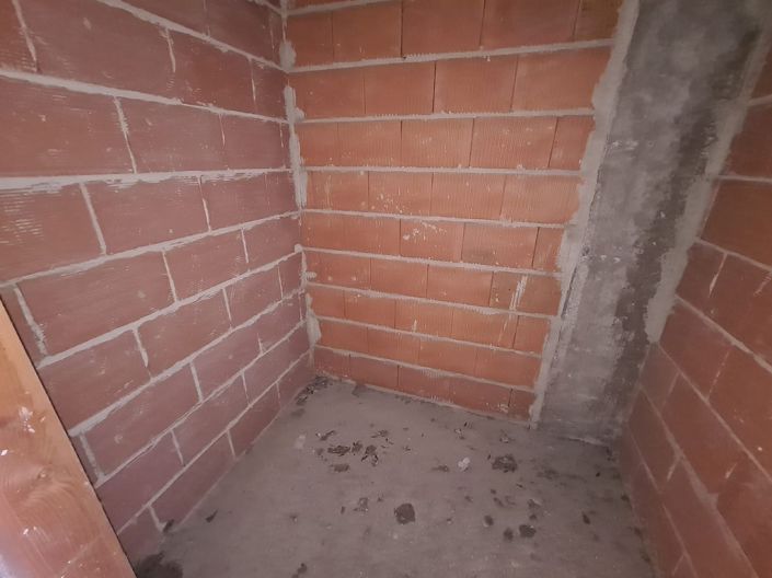 Image No.14-4 Bed Townhouse for sale