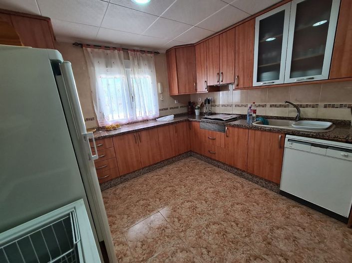 Image No.14-4 Bed Country House for sale