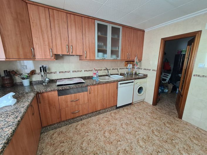 Image No.15-4 Bed Country House for sale