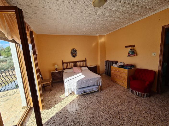 Image No.22-4 Bed Country House for sale