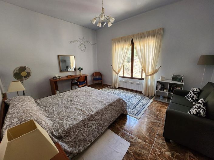 Image No.36-10 Bed Country House for sale