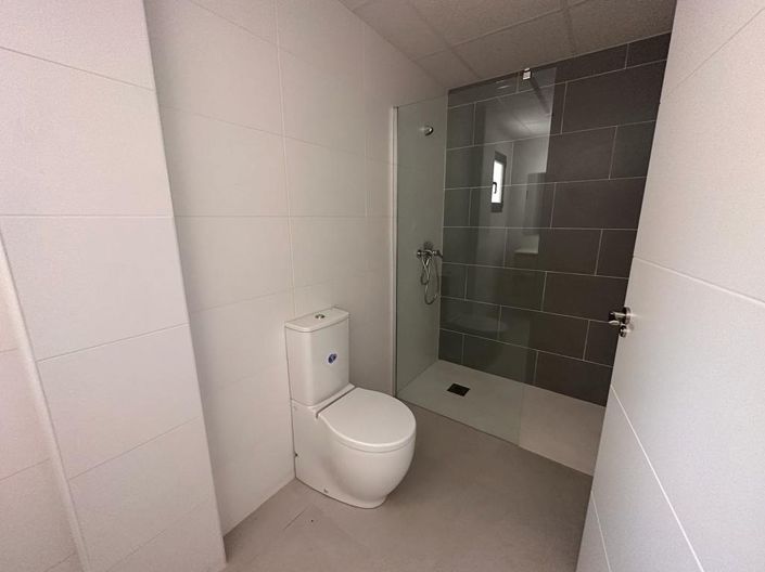 Image No.16-3 Bed Villa for sale