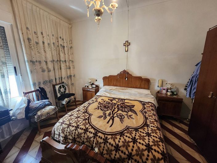 Image No.18-3 Bed Townhouse for sale