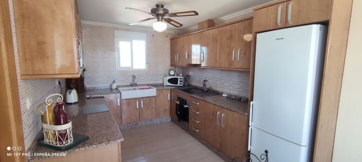 Image No.12-4 Bed Villa for sale