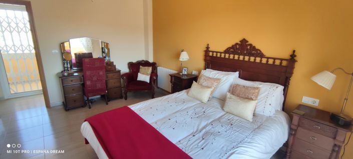 Image No.29-4 Bed Villa for sale