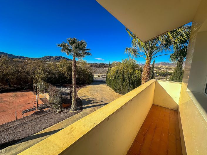 Image No.20-5 Bed Villa for sale