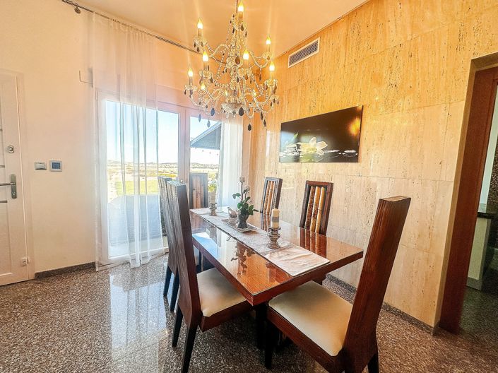 Image No.27-5 Bed Villa for sale