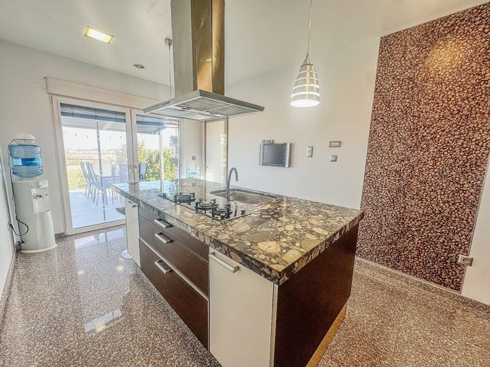 Image No.30-5 Bed Villa for sale