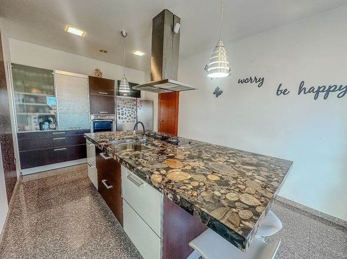 Image No.31-5 Bed Villa for sale