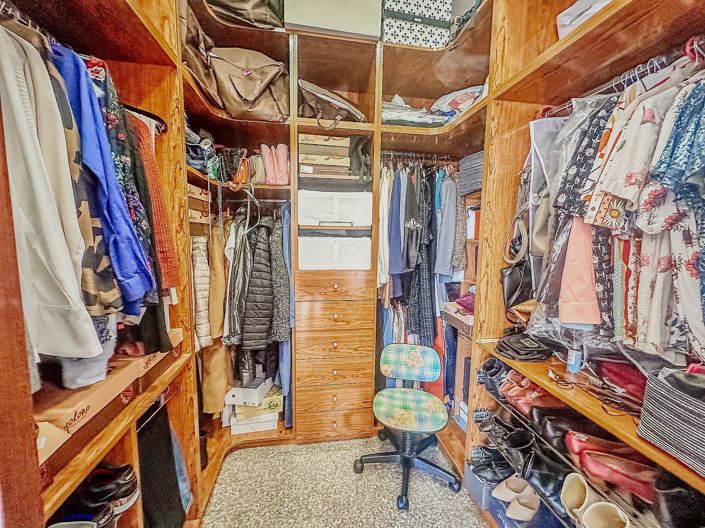 Image No.37-5 Bed Villa for sale