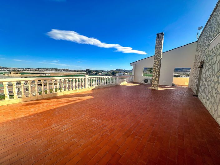 Image No.45-5 Bed Villa for sale