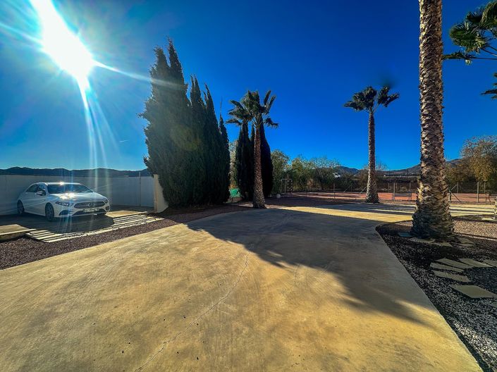 Image No.50-5 Bed Villa for sale