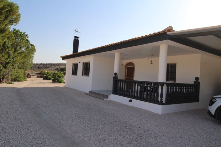 Image No.20-3 Bed Villa for sale