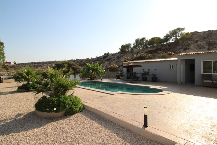 Image No.8-3 Bed Villa for sale