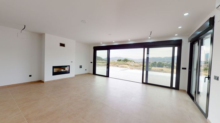 Image No.18-3 Bed Villa for sale