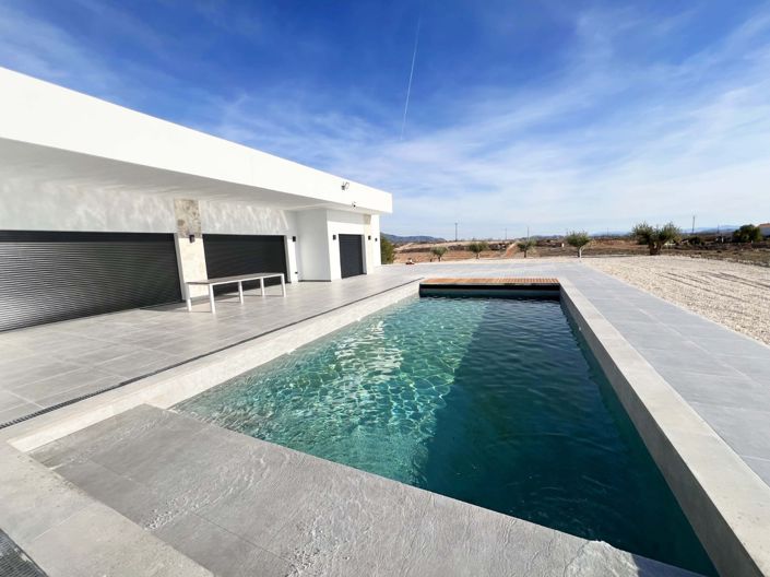 Image No.4-3 Bed Villa for sale
