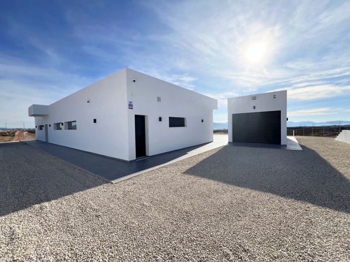 Image No.8-3 Bed Villa for sale