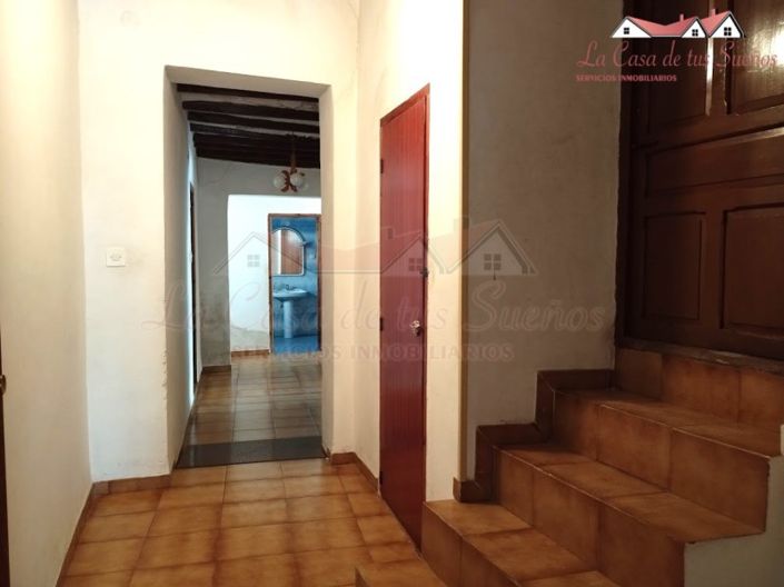 Image No.11-5 Bed Country House for sale