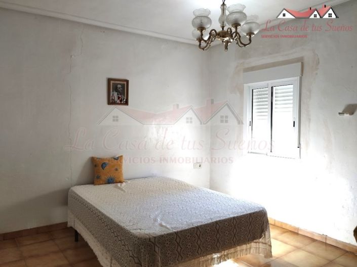 Image No.15-5 Bed Country House for sale