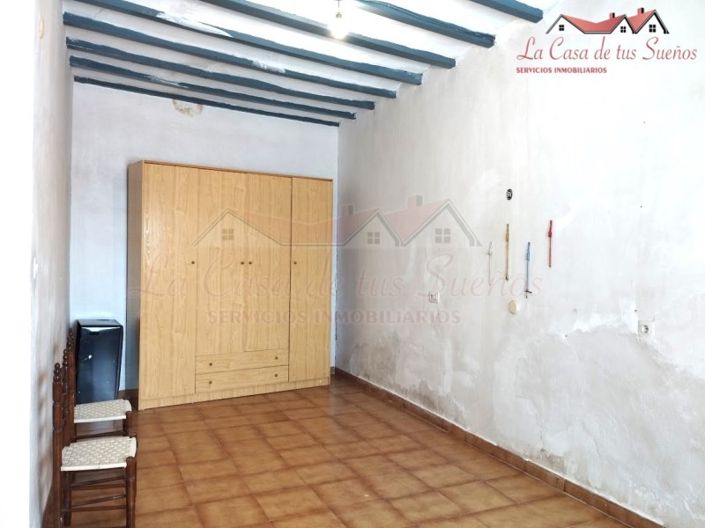 Image No.2-5 Bed Country House for sale