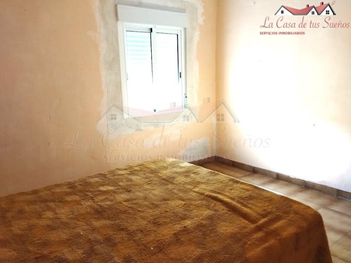 Image No.26-5 Bed Country House for sale