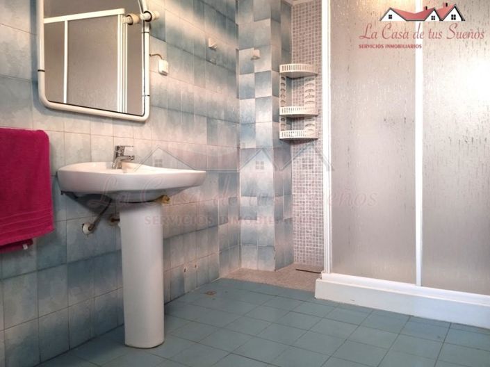 Image No.31-5 Bed Country House for sale