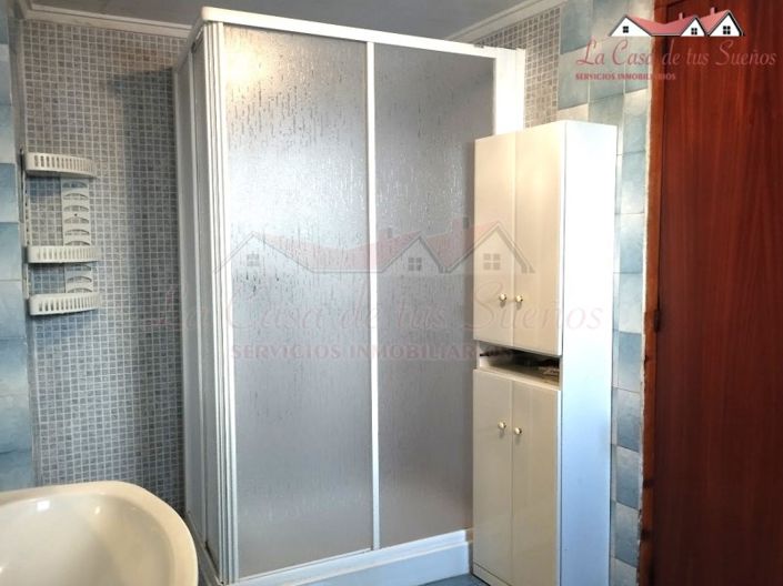 Image No.32-5 Bed Country House for sale