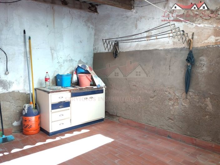 Image No.39-5 Bed Country House for sale