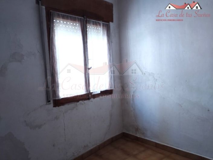 Image No.9-5 Bed Country House for sale