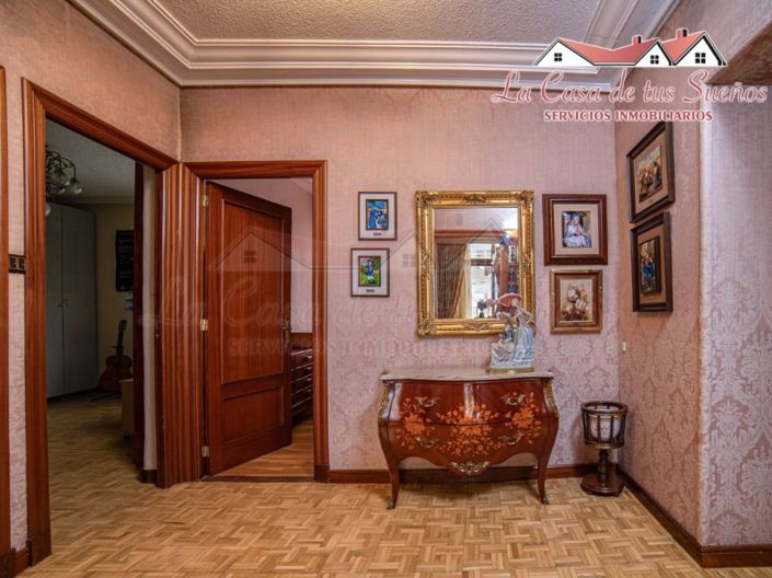 Image No.4-Maison de ville de 4 chambres à vendre à Petrer